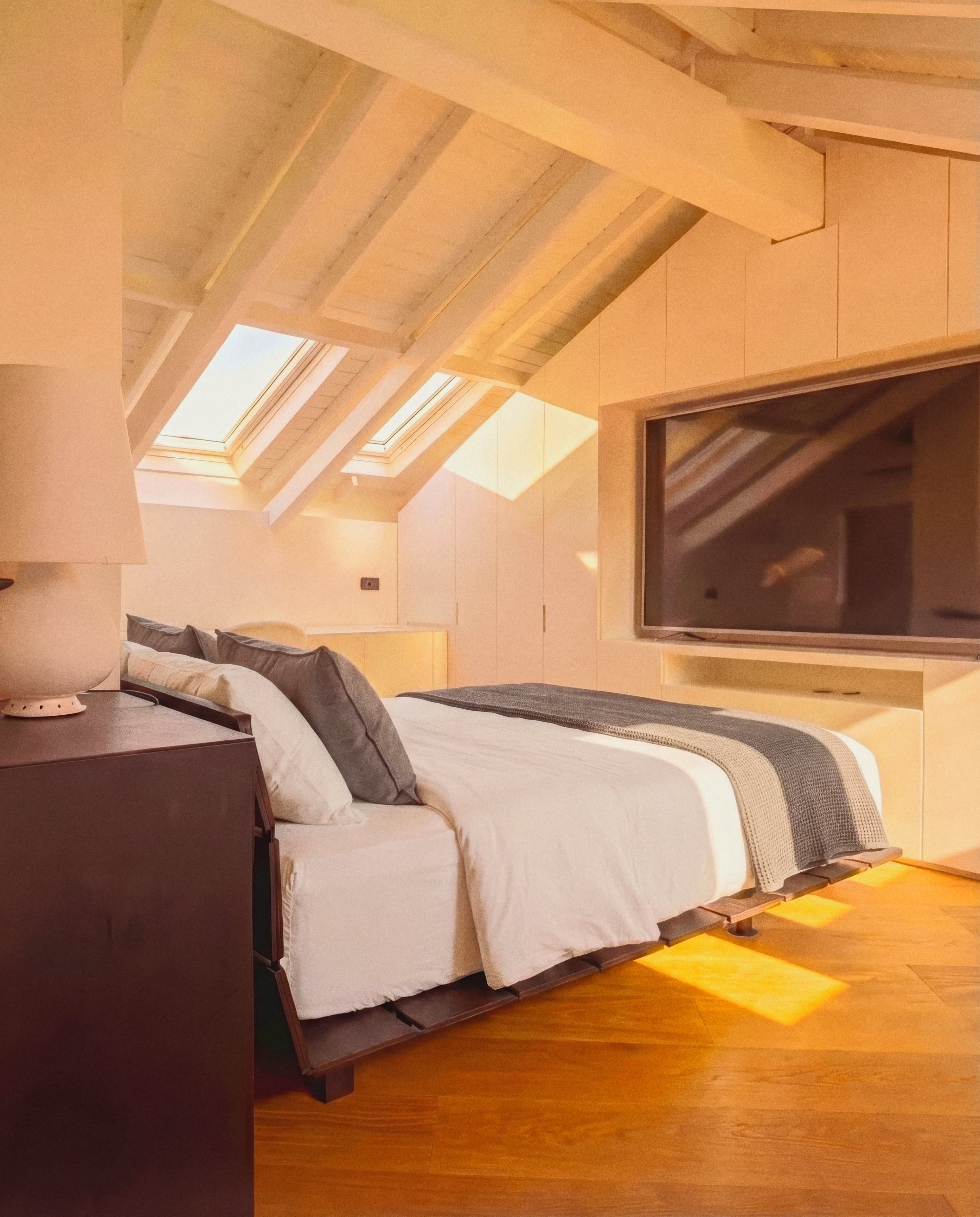 IMA Cavour master bedroom