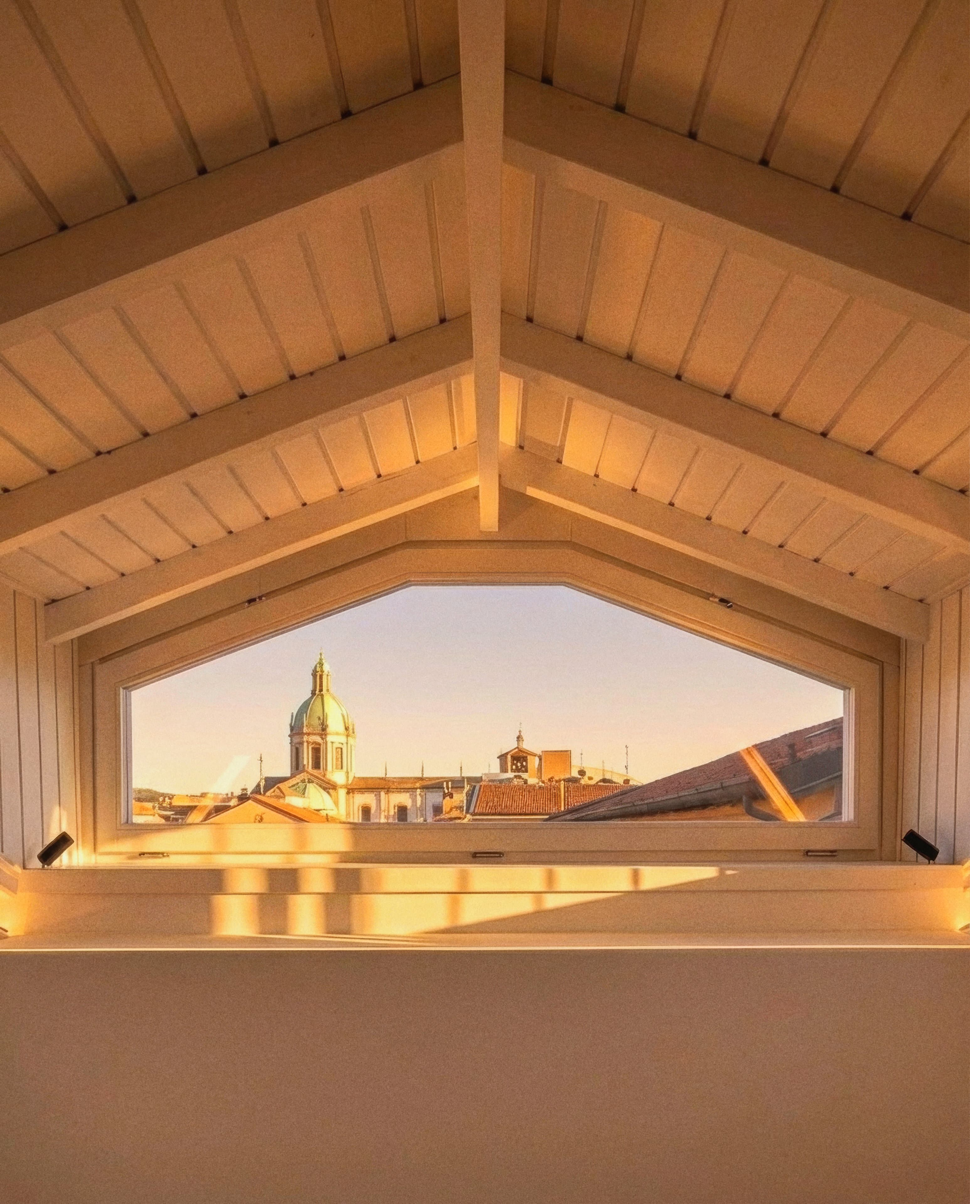 IMA Cavour corridor window